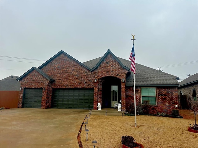 view of front of house featuring a garage