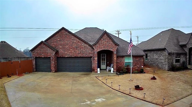 view of front facade with a garage