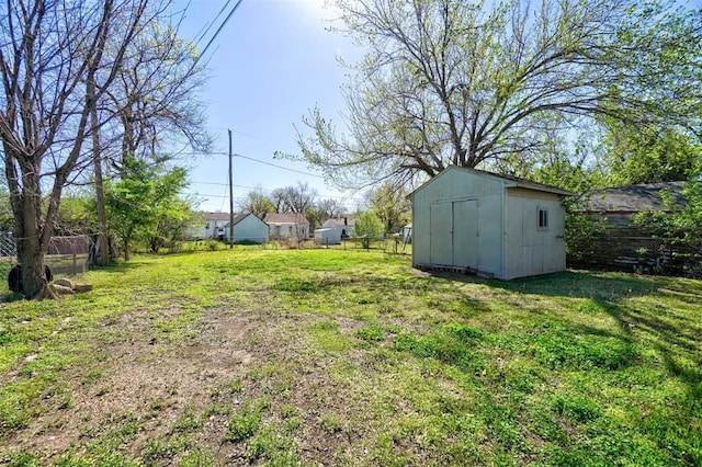 view of yard with a storage shed