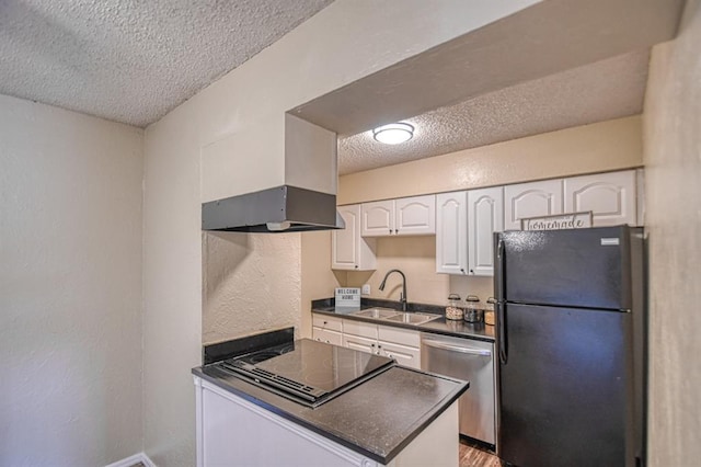 kitchen featuring black appliances, a sink, dark countertops, a textured ceiling, and white cabinets