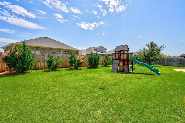 view of yard featuring a playground