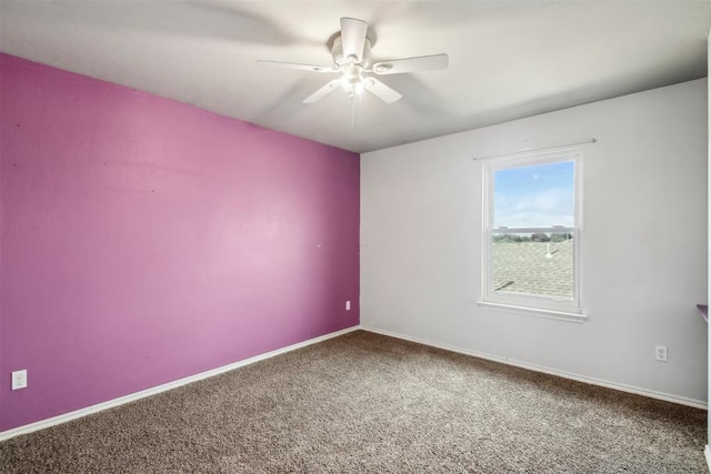 unfurnished room featuring carpet floors and ceiling fan