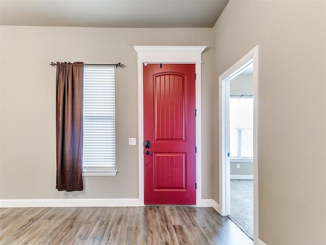 9015 Tall Oaks Dr, Guthrie, OK 73044 - foyer featuring wood finished floors and baseboards