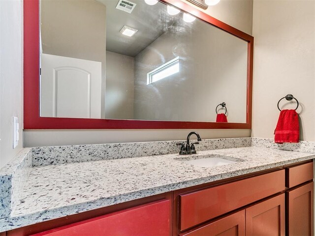 9015 Tall Oaks Dr, Guthrie, OK 73044 - bathroom featuring vanity