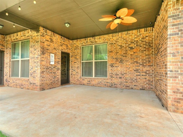 9015 Tall Oaks Dr, Guthrie, OK 73044 - view of patio / terrace featuring ceiling fan