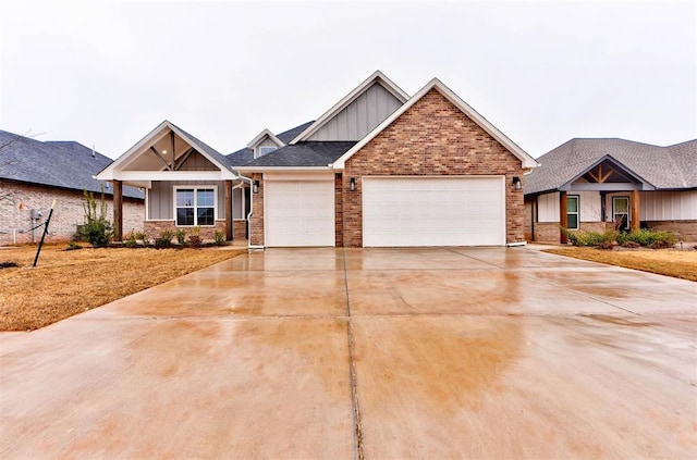 craftsman-style house featuring a garage