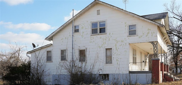 view of property exterior