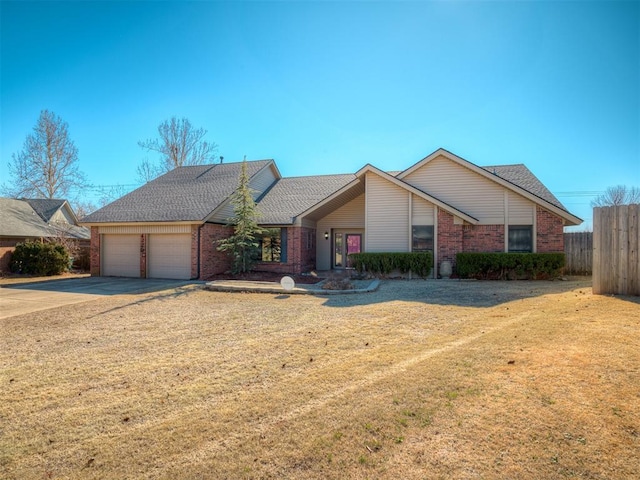 single story home featuring a garage