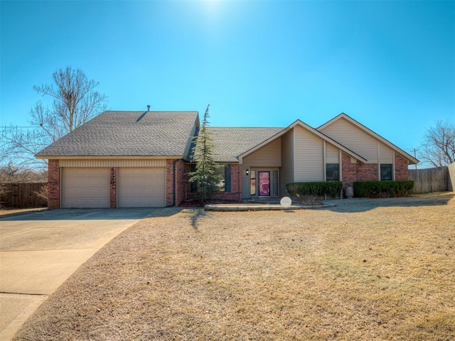 single story home featuring a garage