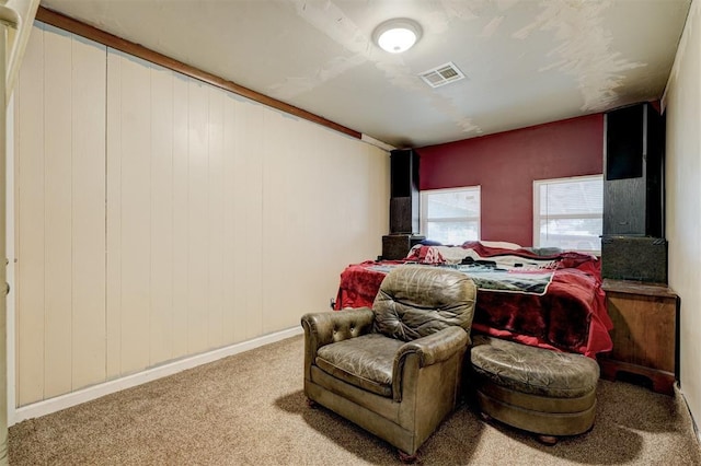 bedroom featuring carpet floors