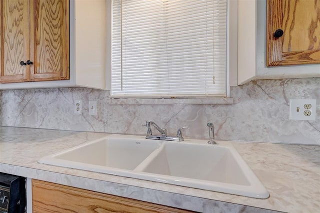 kitchen featuring sink