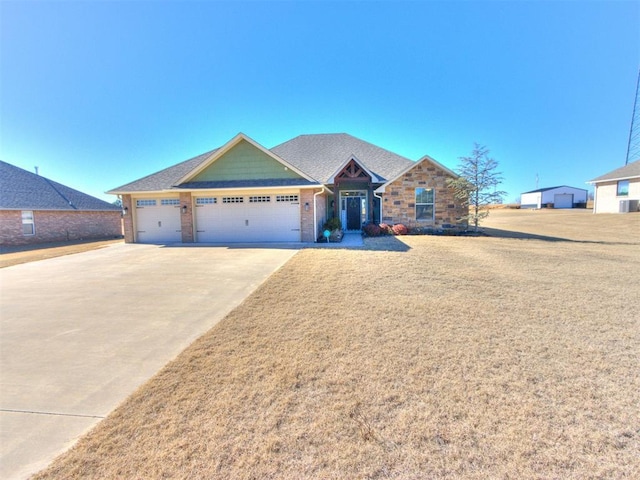 view of front of house with a garage