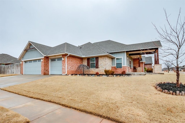 view of front of house with a garage