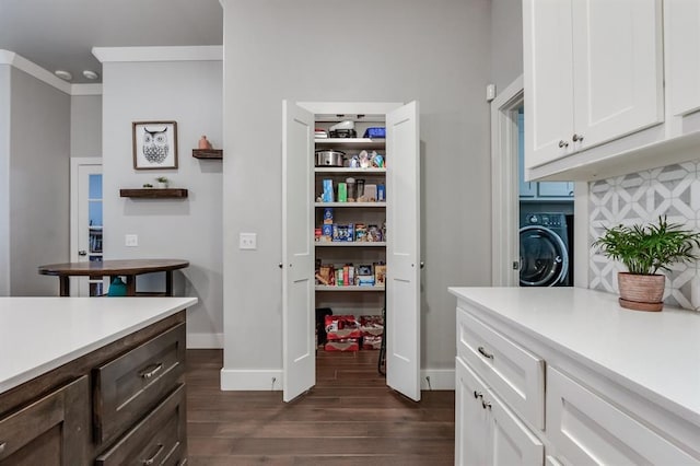 pantry with washer / clothes dryer