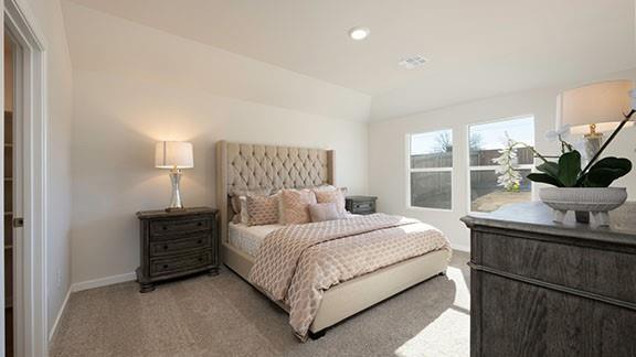 10225 NW 28th St, Yukon, OK 73099 - view of carpeted bedroom
