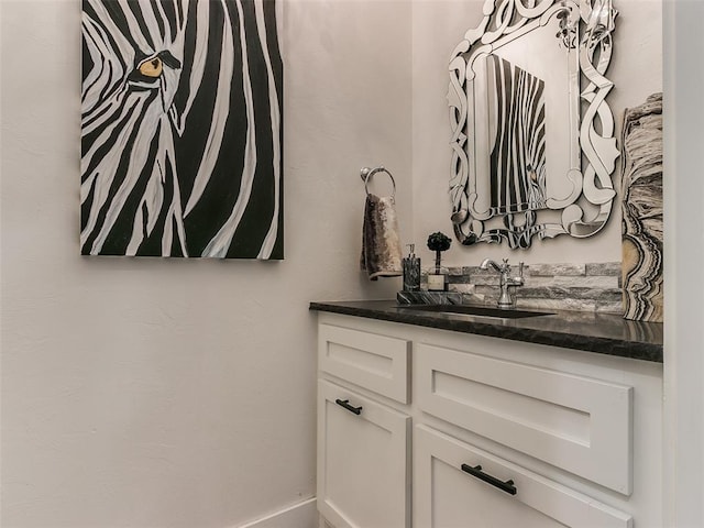 3208 Rolling Woods Dr, Norman, OK 73072 - bathroom with vanity