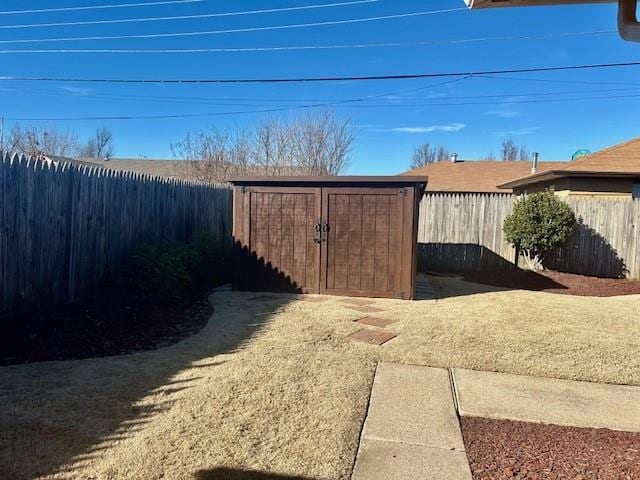 view of outbuilding