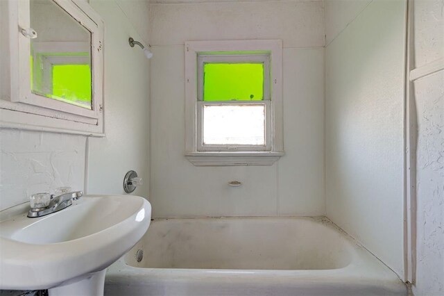 1801 E Madison St, Oklahoma City, OK 73111 - bathroom featuring sink