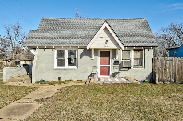 1801 E Madison St, Oklahoma City, OK 73111 - view of front of property featuring cooling unit and a front lawn