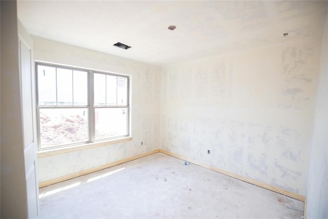 9225 NW 86th St, Yukon, OK 73099 - unfurnished room with baseboards