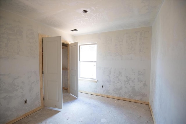 9225 NW 86th St, Yukon, OK 73099 - unfurnished bedroom with baseboards