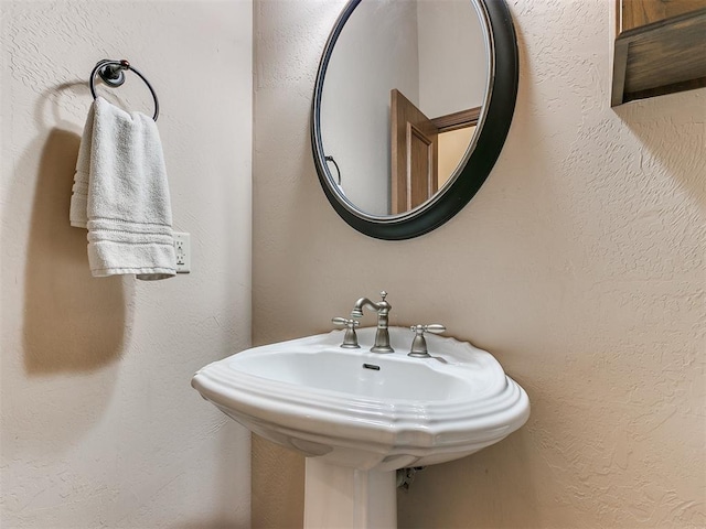 bathroom with sink