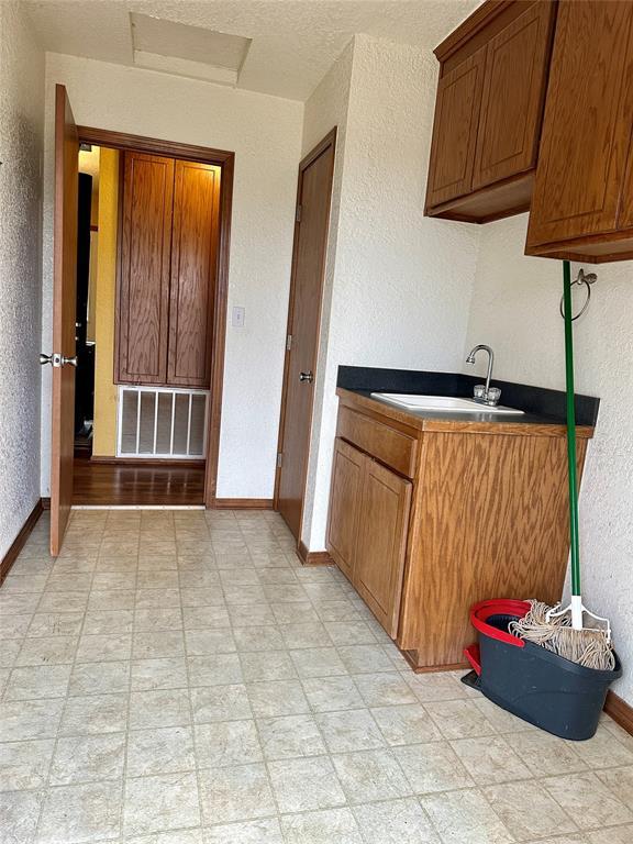 30126 E County Road 1650, Elmore City, OK 73433 - photo 33