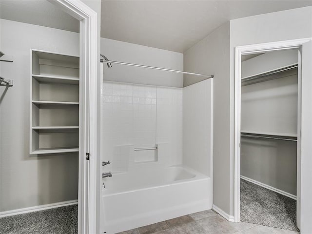 bathroom with shower / bath combination