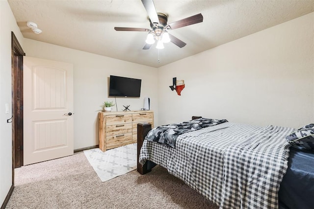 bedroom with carpet flooring and ceiling fan