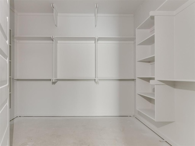 101 W 3rd St, Arcadia, OK 73007 - view of walk in closet