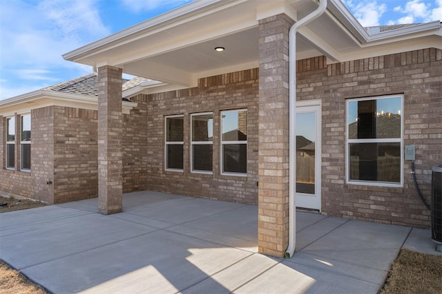 3400 Piney River Dr, Yukon, OK 73099 - view of patio / terrace