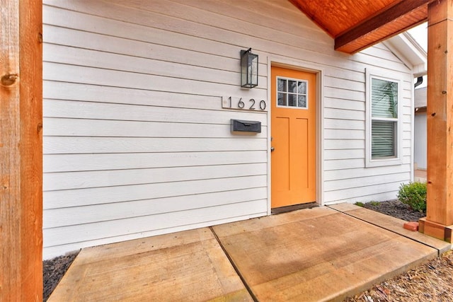 doorway to property featuring a patio