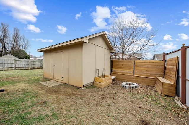 view of outdoor structure with a yard