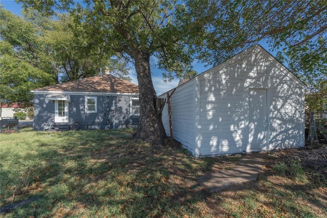 exterior space with a lawn