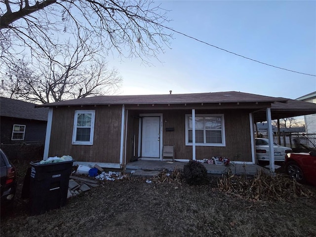 view of front of home featuring covered porch