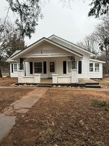 view of front of home with a porch