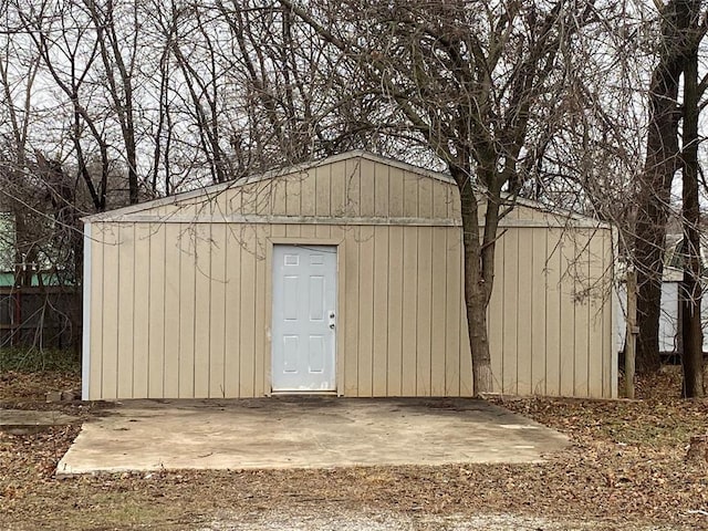 view of outbuilding