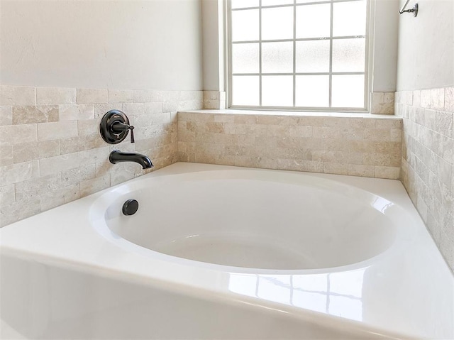 bathroom with a bathtub