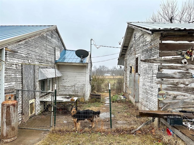 view of property exterior