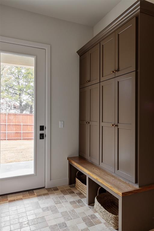 view of mudroom