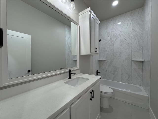 7225 NW 154th St, Edmond, OK 73013 - full bath featuring tile patterned floors, vanity, washtub / shower combination, toilet, and recessed lighting