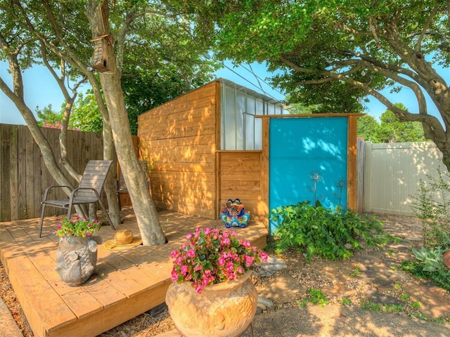 view of outbuilding