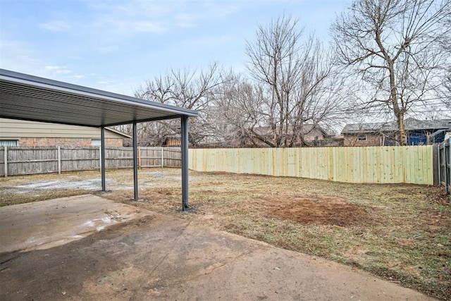 view of yard featuring a patio