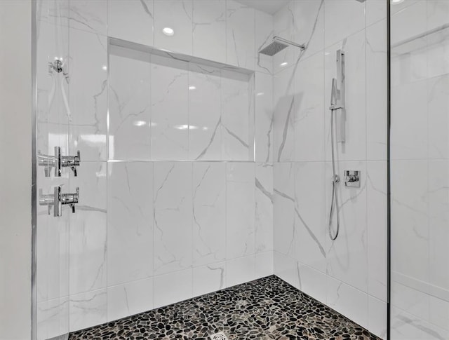 825 NW 6th St, Oklahoma City, OK 73106 - bathroom with tiled shower