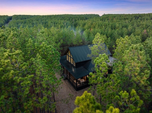 view of aerial view at dusk