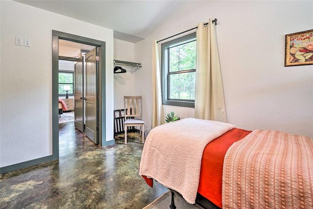 670 Pine Meadow Ln, Broken Bow, OK 74728 - view of bedroom