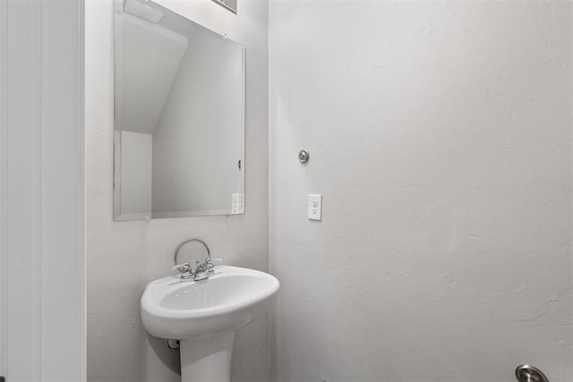 bathroom with sink