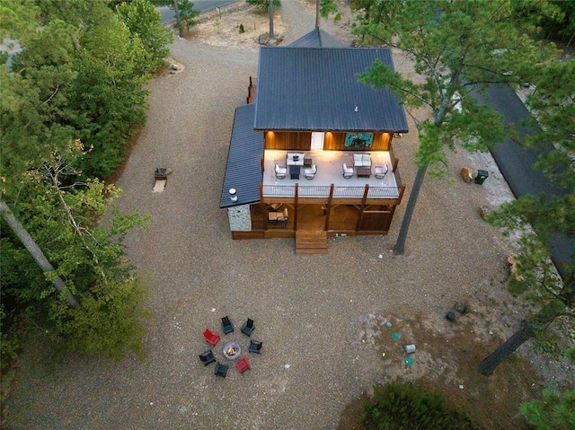 aerial view of property and surrounding area