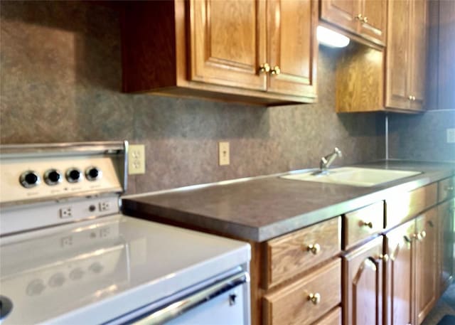 710 E 2nd St, Elk City, OK 73644 - photo 6