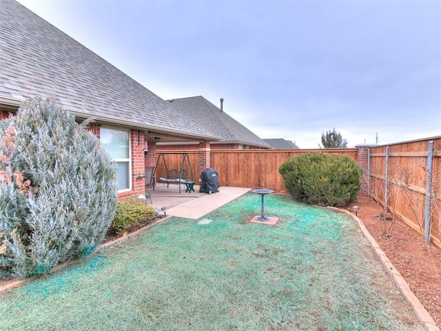 view of yard with a patio